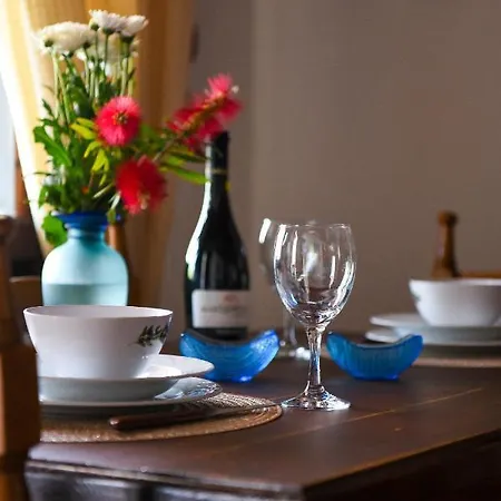 Blue Nest - Nests Apartman Szkiáthosz